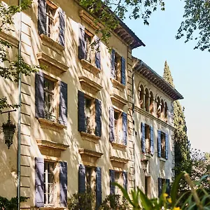 Bed and breakfast Fontclaire En Provence, Uchaux